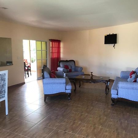 2 Queen Bed Apartment With Smart Tv ,Wifi Y Luz Las 24 Horas 哈拉瓦科阿 外观 照片