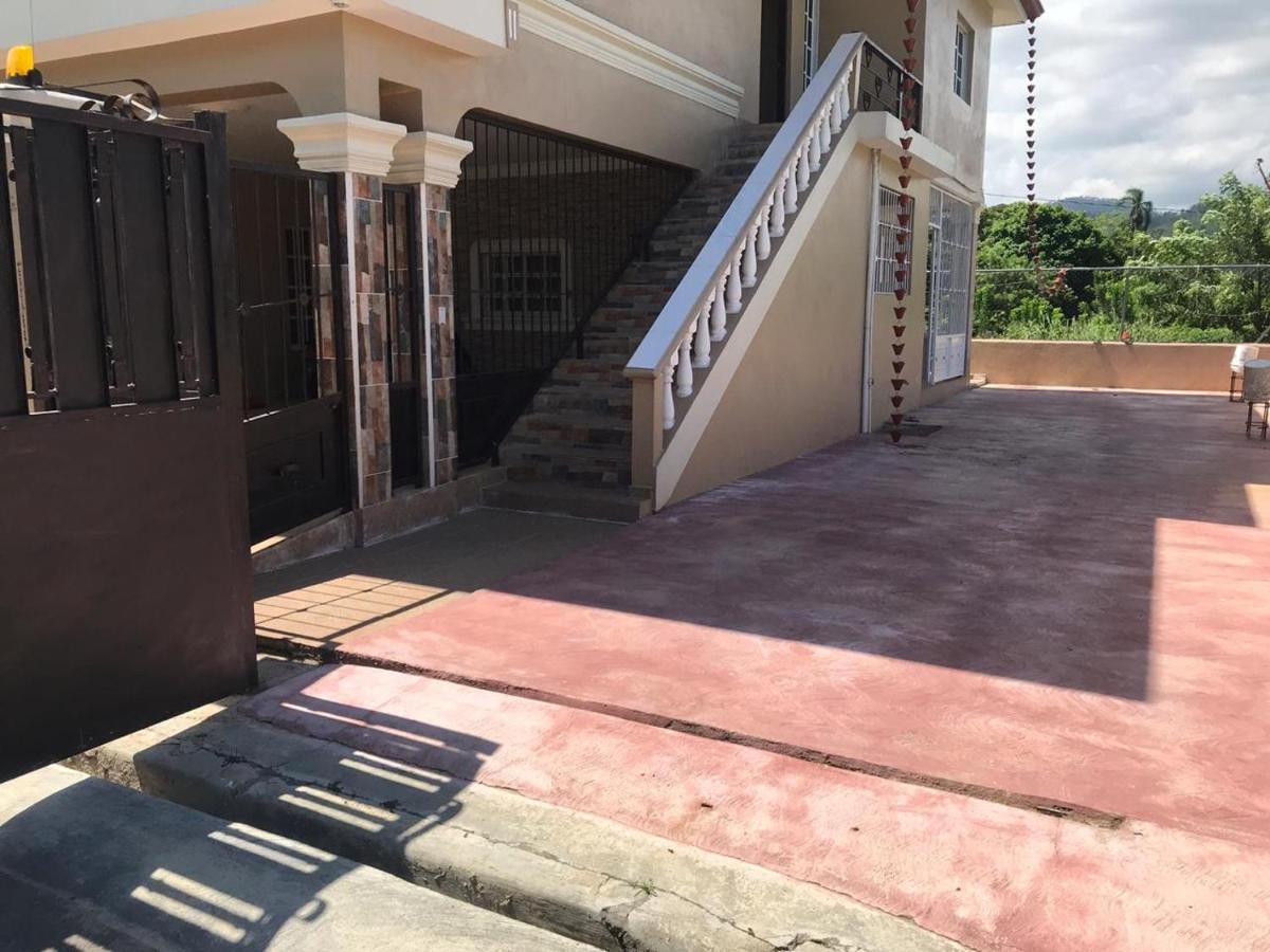 2 Queen Bed Apartment With Smart Tv ,Wifi Y Luz Las 24 Horas 哈拉瓦科阿 外观 照片